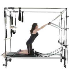Le Reformer Align-Pilates C2-Pro est un appareil de Pilates polyvalent conçu pour évoluer avec votre Studio de Pilates pour un rapport qualité prix incomparable sur le marché des appareils de Pilates