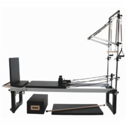 Le charriot du Reformer A2R2  est plus large et plus long que celui des reformers standard sur le marché avec des dimensions de 67cm x 90cm, cela dans le but d'apporter plus de confort dans l'exercice et de s'adapter à un plus grand nombre de morphologies différentes.