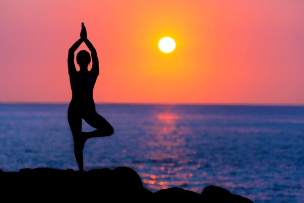 salutations au soleil yoga du matin