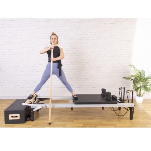 Le Reformer C2 PRO RC peut être équipé d'une barre pour plus de sécurité