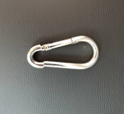 Mousqueton poire en acier chromé